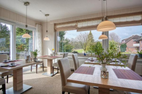 Гостиница Pension Haus Monika  Биспинген